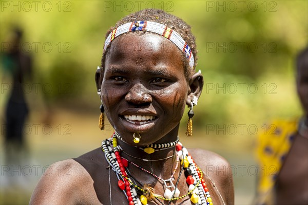 Woman with beauty scars from the Toposa tribe