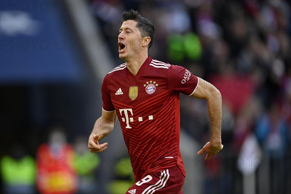 Goal celebration Robert Lewandowski FC Bayern Munich FCB