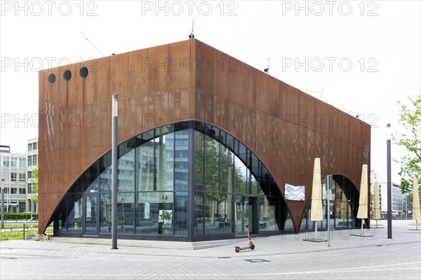 Gastronomy pavilion on Martin-Luther-Platz