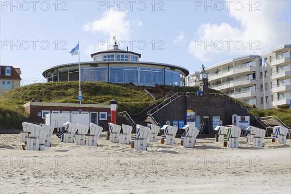 Sandy beach beach with Cafe'Pudding