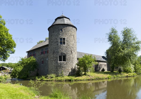 Moated castle Haus zum Haus