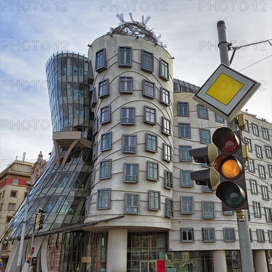 Dancing House