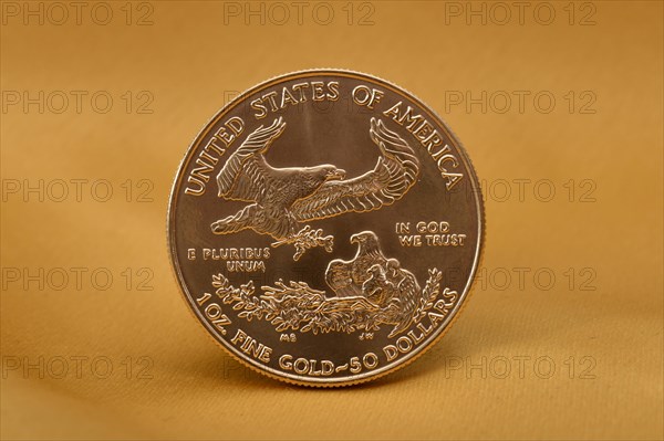 Physical Gold Coin 1 oz American Gold Eagle Reverse