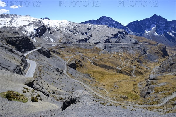 View from La Cumbre Pass to the upper part of the Death Road