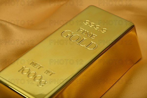 Gold bar fine gold fineness 999.9