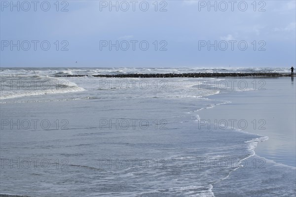 Waves on the North Sea coast