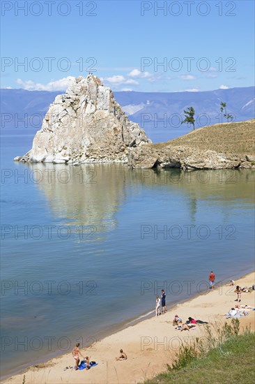 Sandy beach beach at Shaman Rock