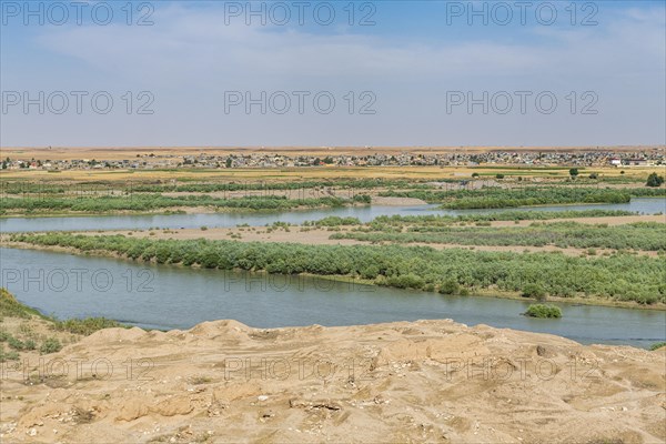 Overlook over the Tigris river