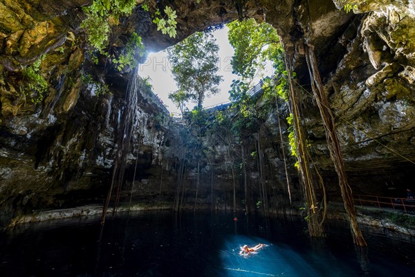 Cenote Oxman