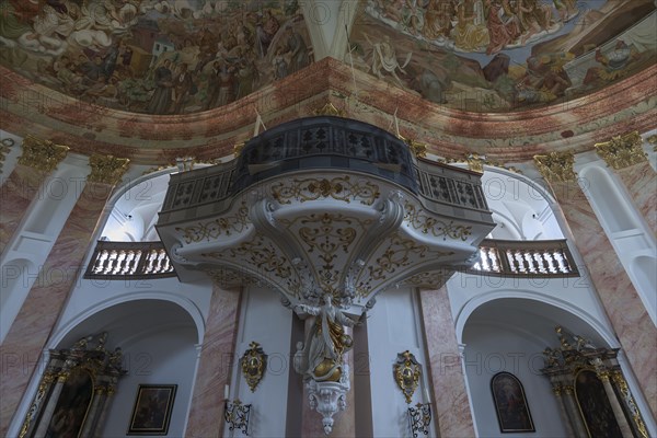 Gallery of the Dreifaltigkeitskirche Kappl