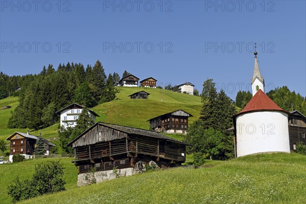 Farms and chapel in Liesing in Lesach Valley