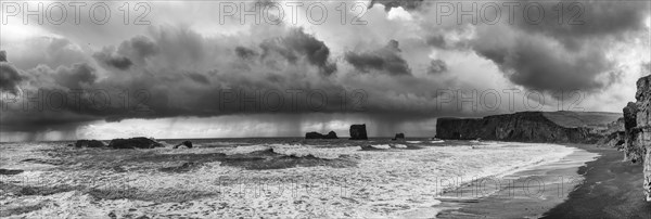 Kirkjufjara Beach at Cape Dyrholaey