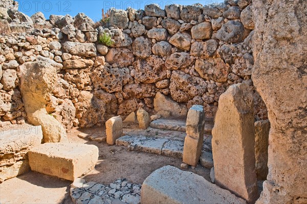 Small room with quarry stone wall