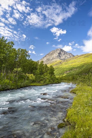 Gievdanjohka glacier river in Steindalen glacier valley