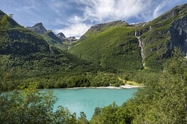 Lake Lovatnet