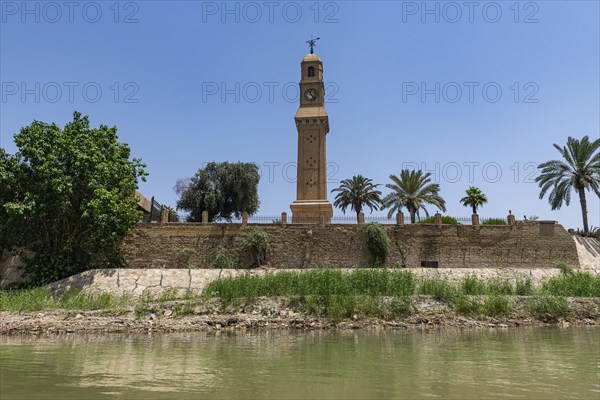 Qishleh clock