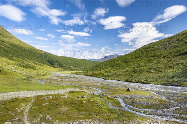 Gievdanjohka glacier river in Steindalen glacier valley