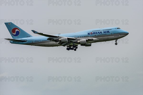 Aircraft Korean Air Lines Boeing 747