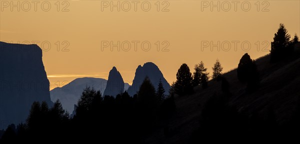 Evening atmosphere at the Gardena Pass