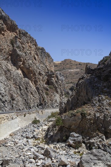 Kourtaliotiko- gorge