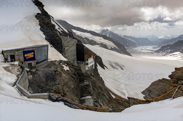 Overlook over the Aletsch Glacier from the Jungfraujoch