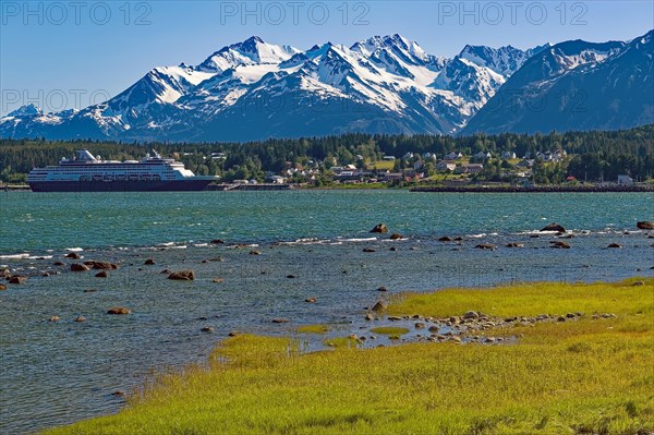 Cruise ship in the harbour of Haines at the Inside Passage