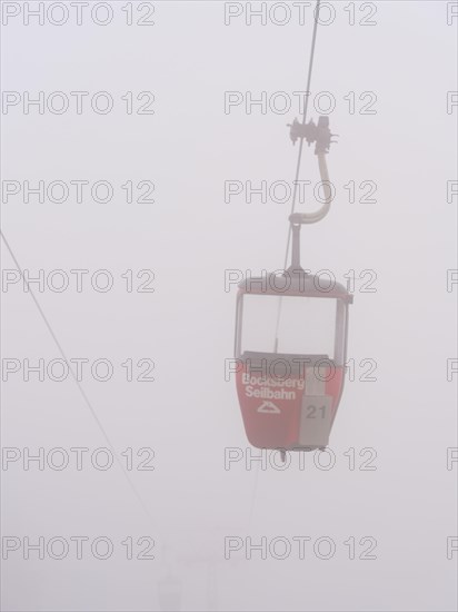 Bocksberg cable car disappears in the fog