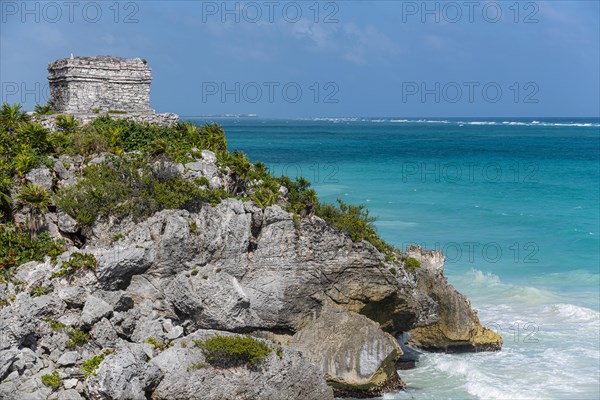 Pre-Columbian Mayan walled city Tulum