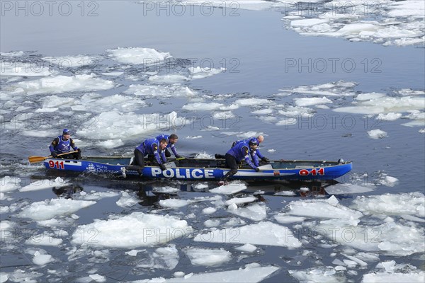 Canoe race on ice