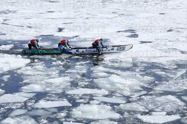 Canoe race on ice