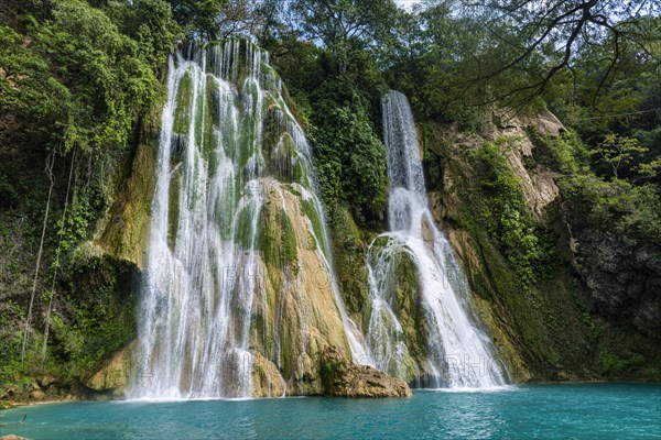 Minas viejas waterfalls