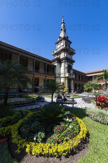 The Art Nouveau Palacio de Hierro