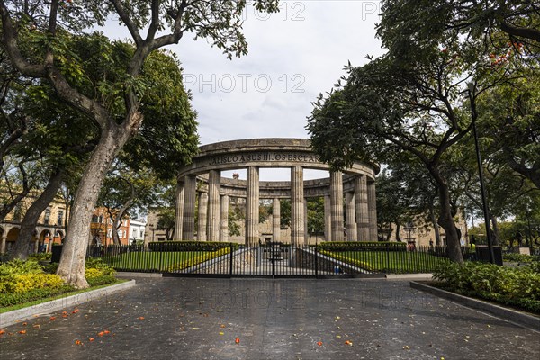 Rotonda de los Jaliscienses Ilustres parque