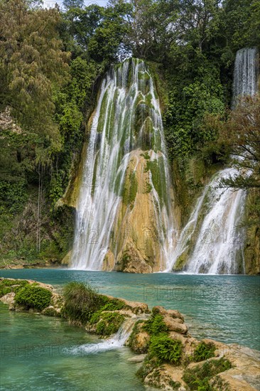 Minas viejas waterfalls