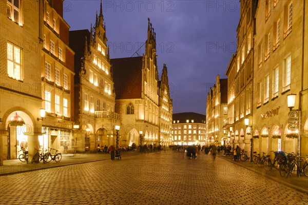 City Wine House and historic City Hall at Prinzipalmarkt