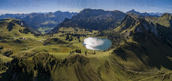 Seebergsee with Muntiggalm and Geisshoeri