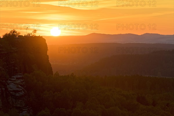Sunset over the Gohrisch seen from the Papststein