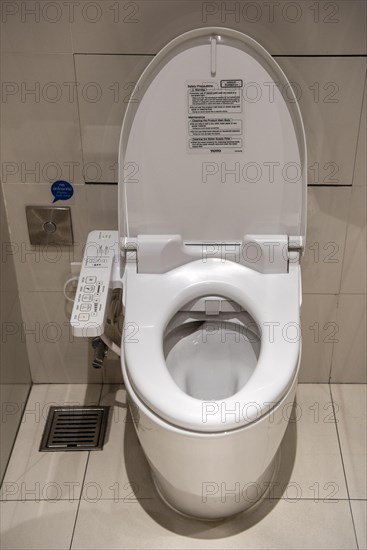 Shower WC Toilet