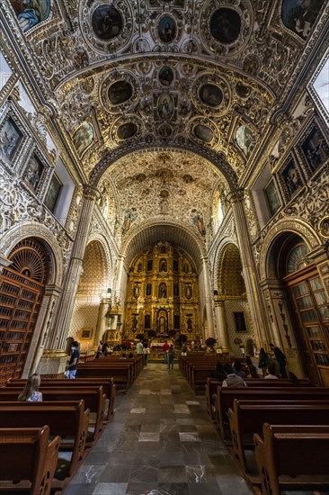 Beautiful interior of the Church of Santo Domingo de Guzman