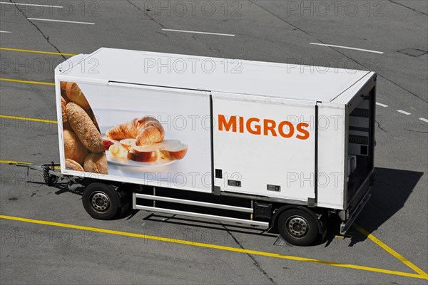 Migros truck trailer
