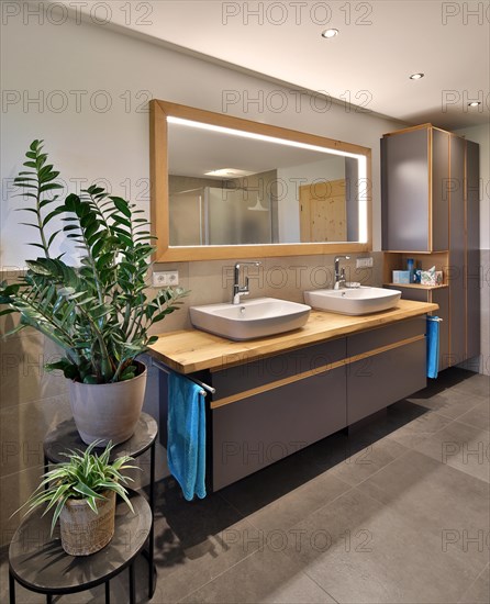 Modern bathroom