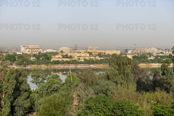 Overlook over the Tigris river and the green zone