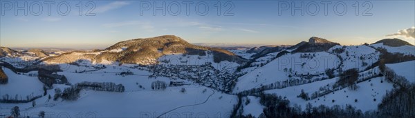 Wisner Flueh and village view of Wisen