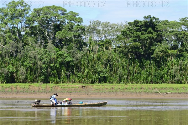 Longboat on the Rio Alto Beni