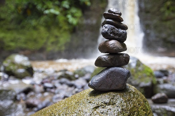 Cairns at the Salto do Prego waterfall