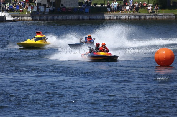 Hydroplane racing on the Saint Lawrence River