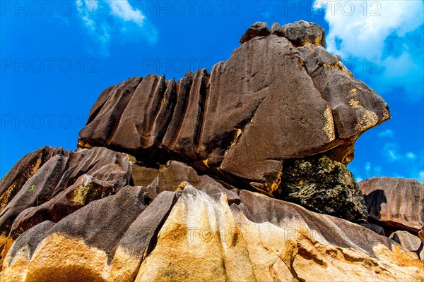 Granite rock landscapes at the side of Baie Laraie beach