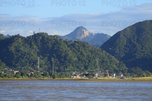 View from Rio Alto Beni to the village of Rurrenabaque