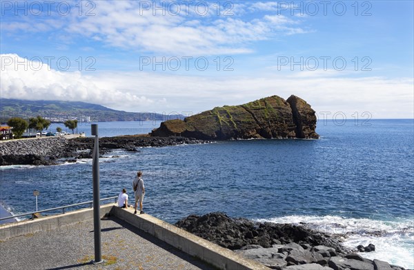 Bathing area Forno da Cal with Rosto de Cao Island