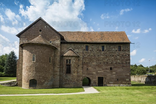 Einhard Basilica